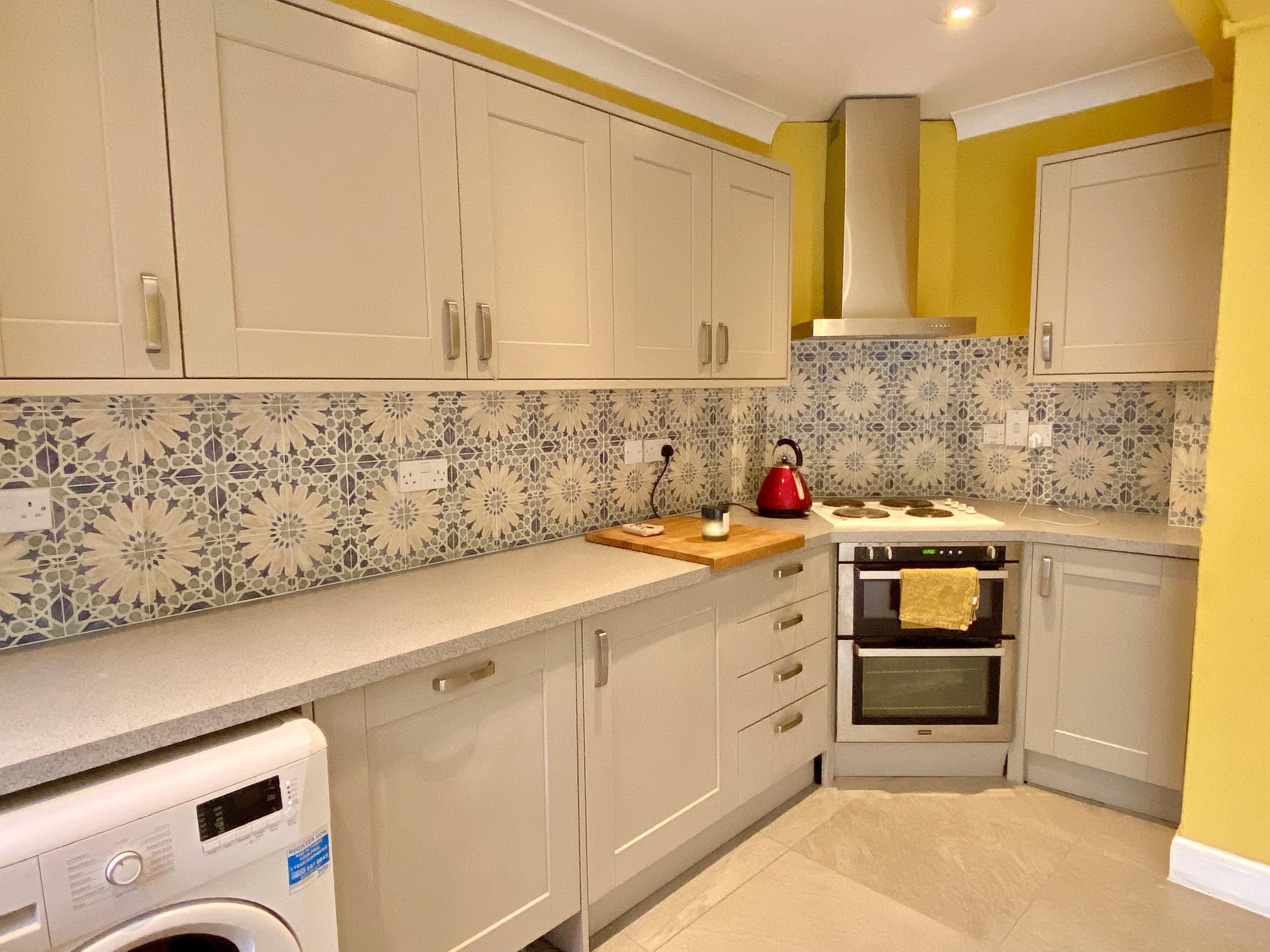 Flat Roundwood Road in Ipswich