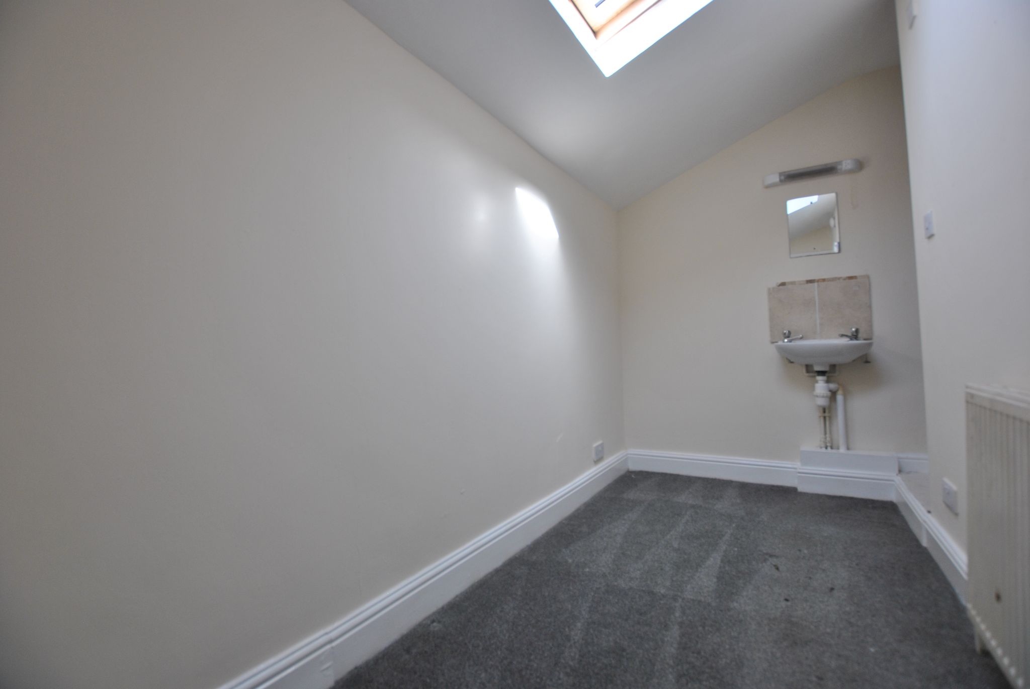 Flat Rainham Road in Gillingham