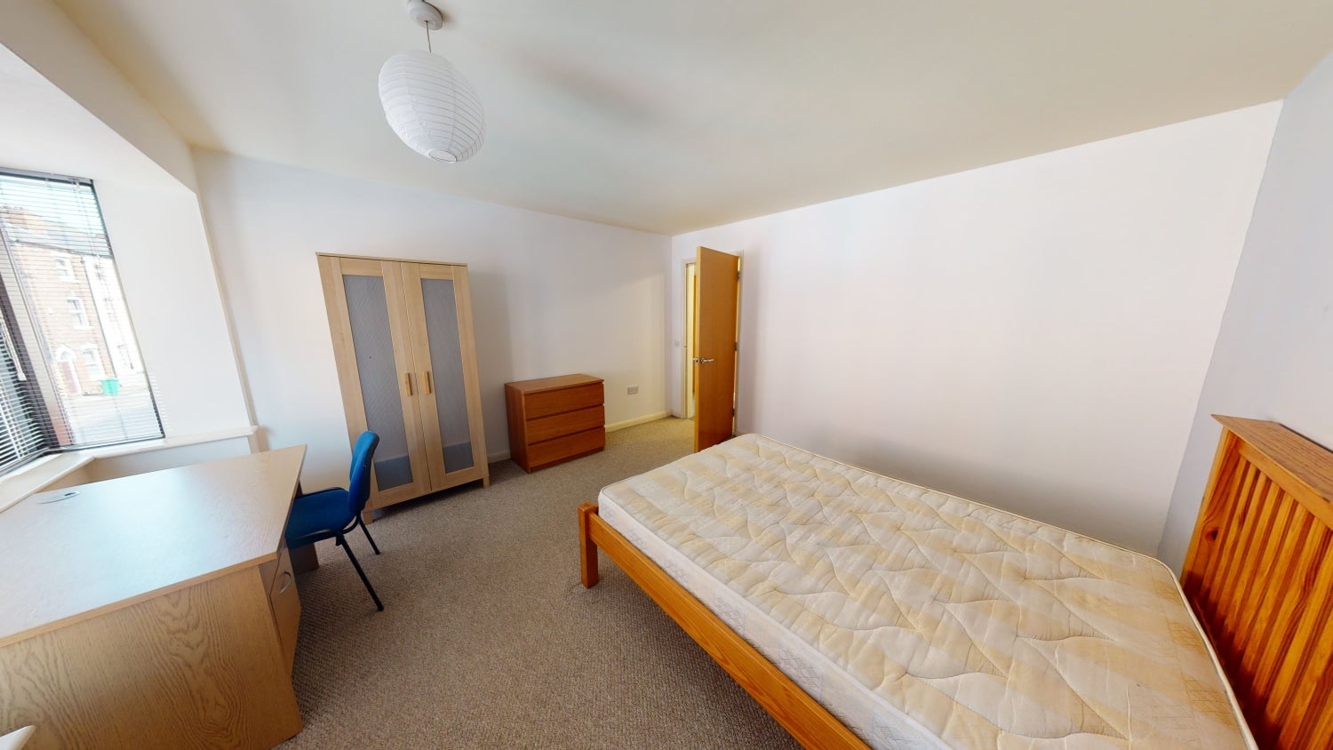 Flat Russell Street in Nottingham