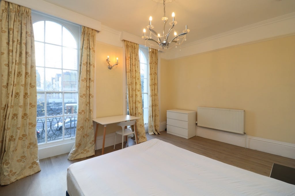 Room Globe Road in Greater London
