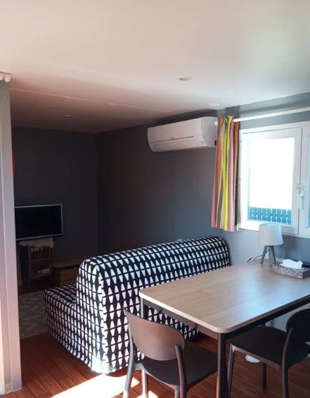 House Rue des Treilles in Libourne