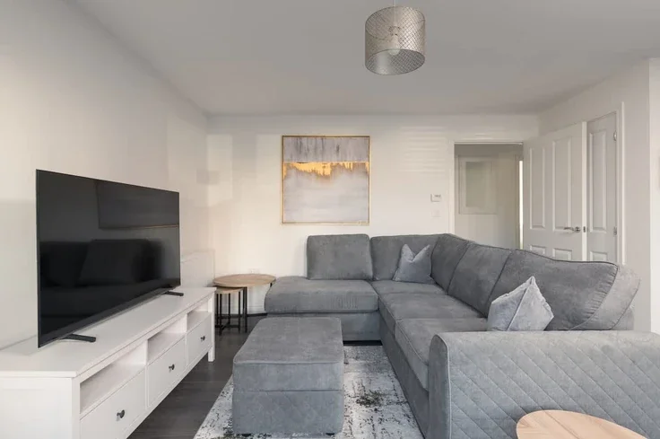 Flat Titus Court in Milton Keynes