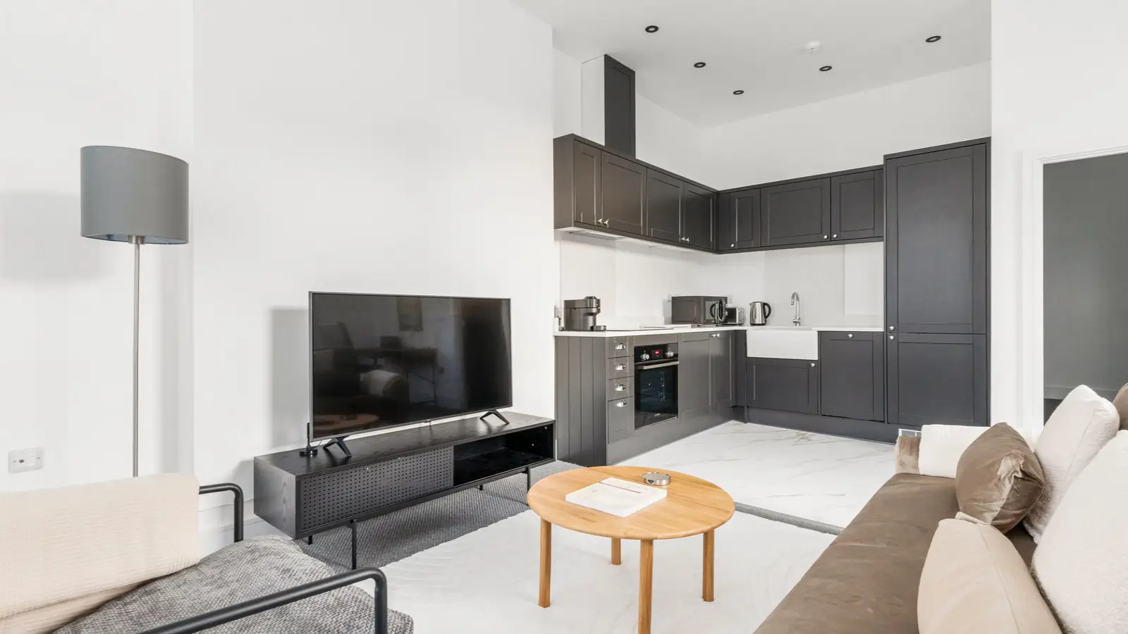 Flat Elsham Road in Greater London