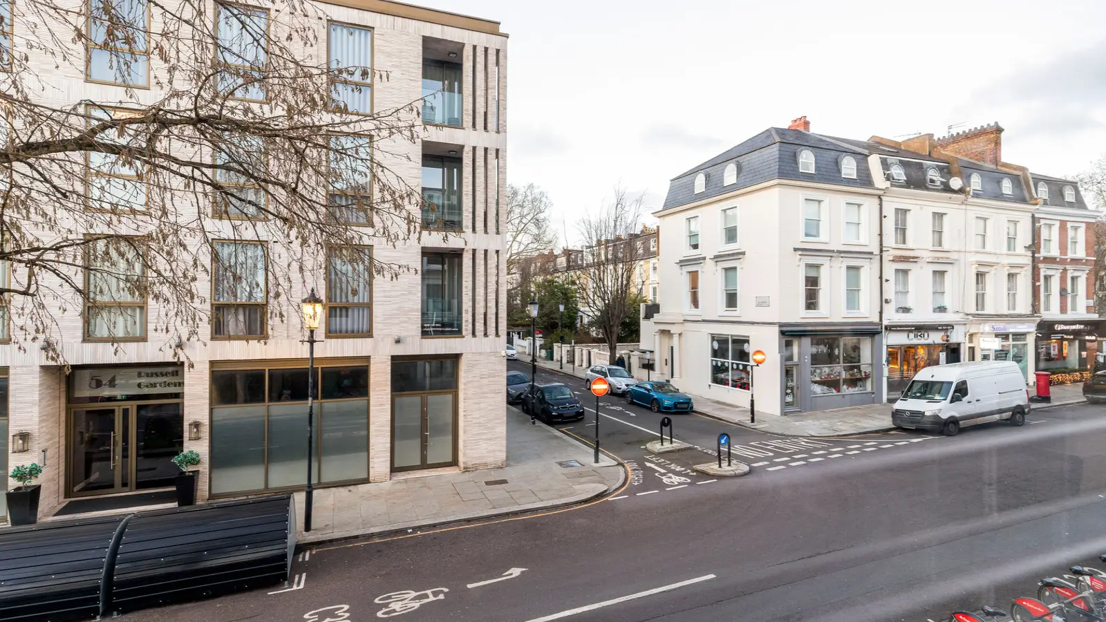 Flat Elsham Road in Greater London