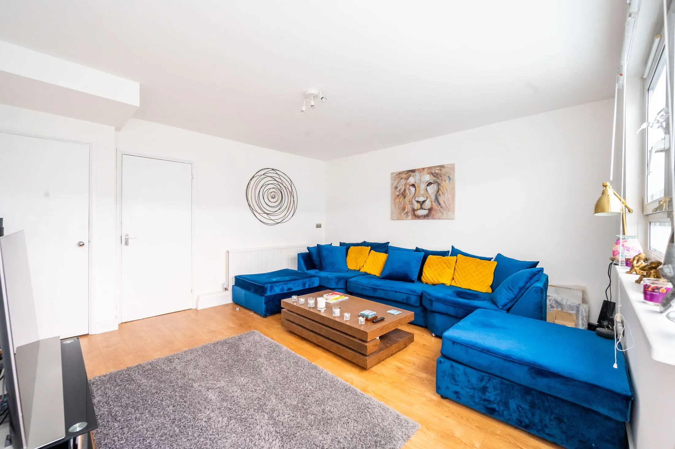 Flat Dieppe Close in Greater London