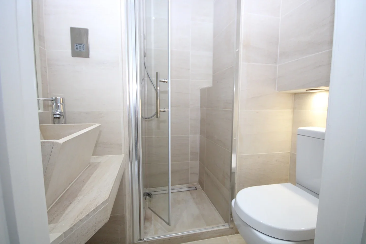 Room Hormead Road in City of Westminster