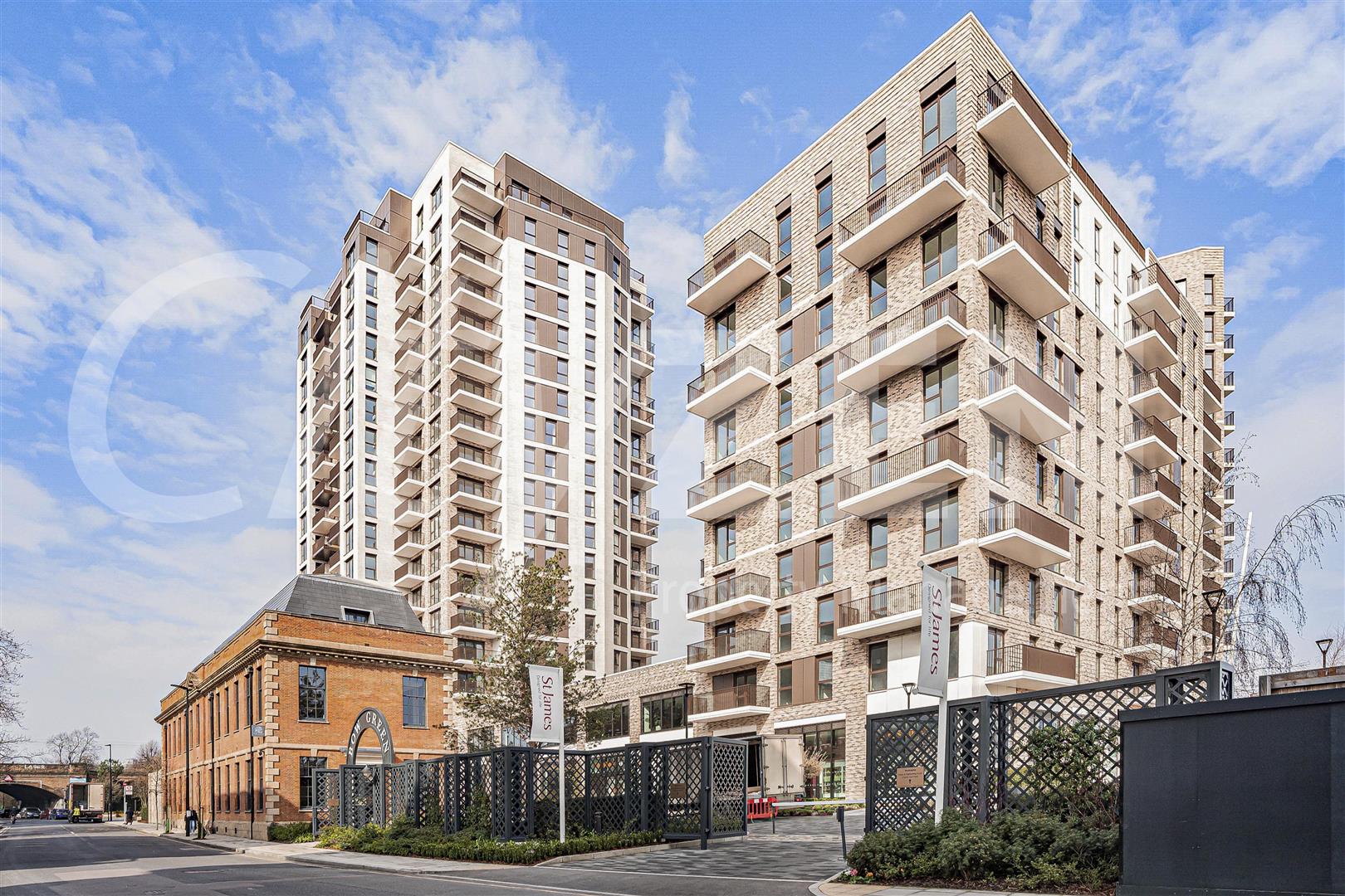 Flat Bow Common Lane in Greater London