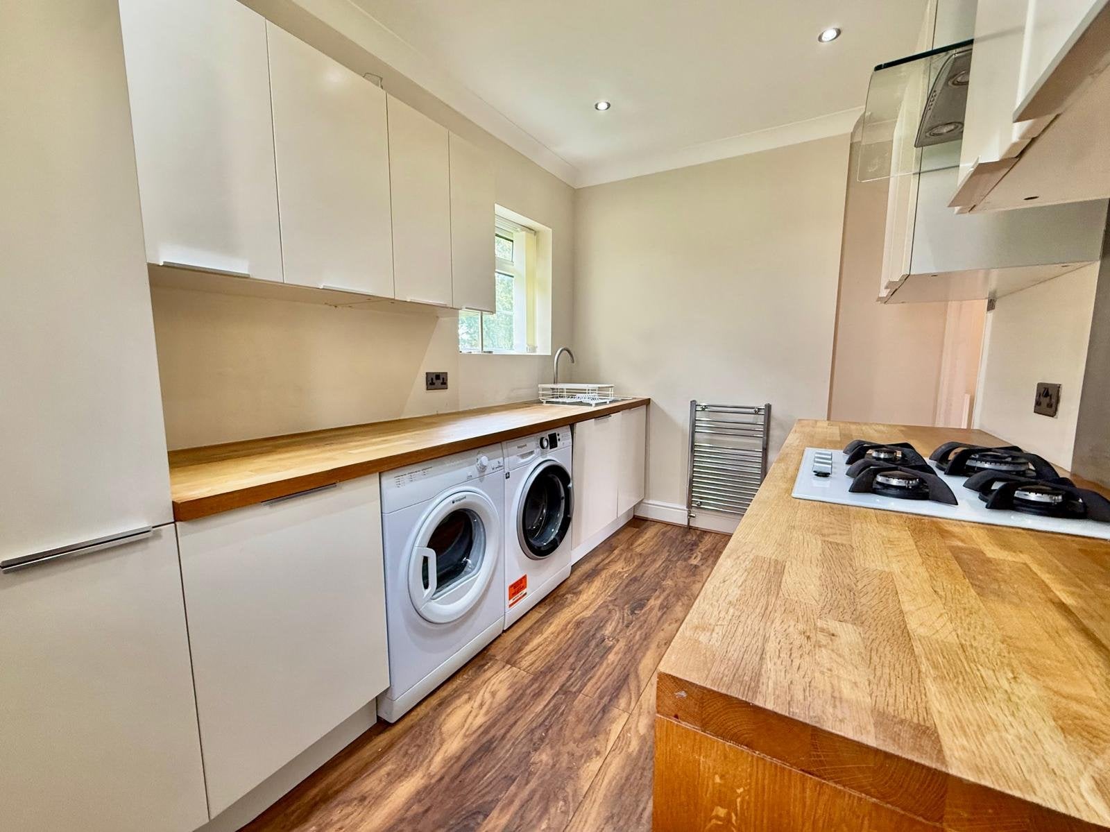 Flat Redesdale Gardens in Leeds