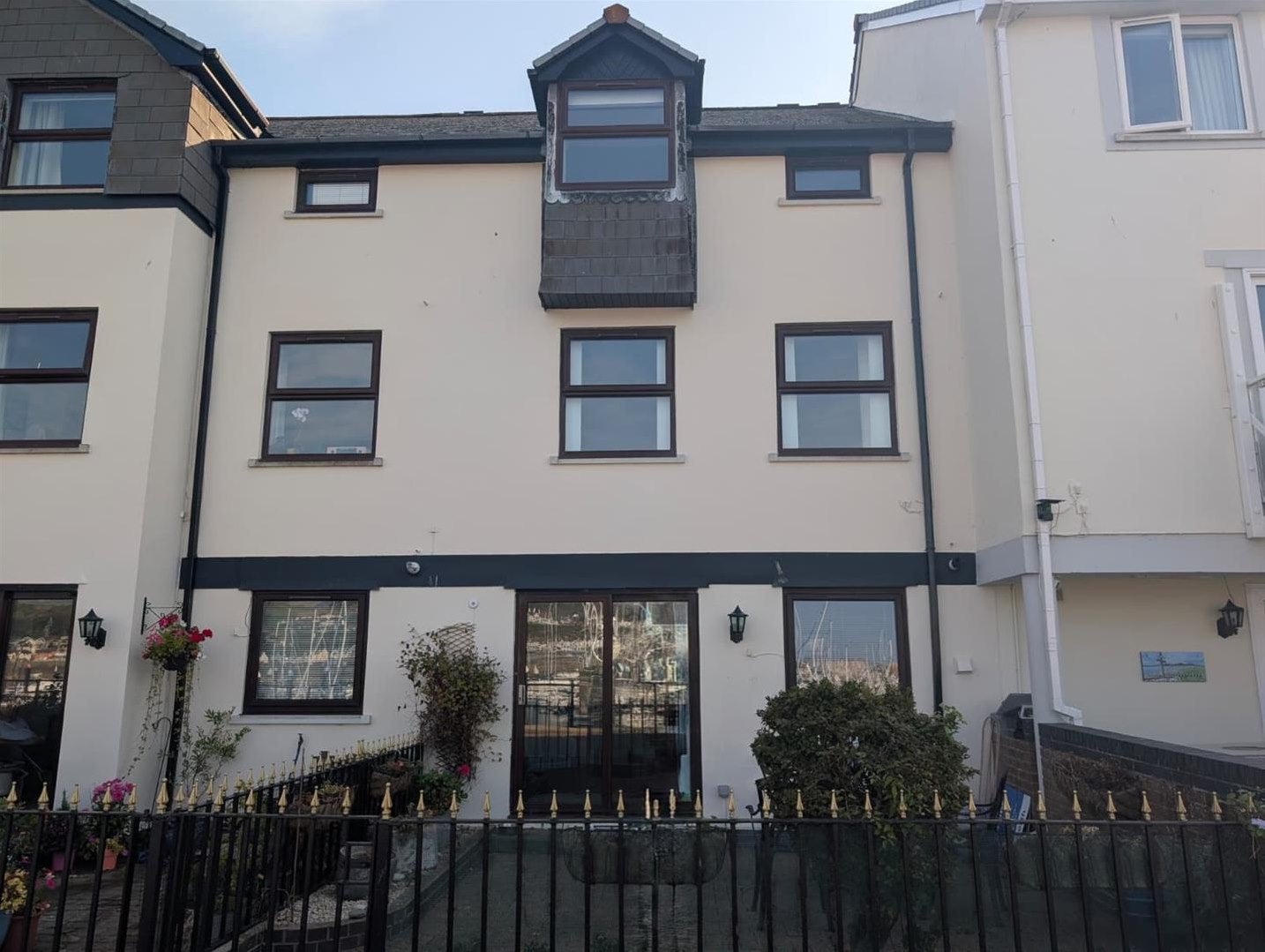 House Mulberry Close in Conwy