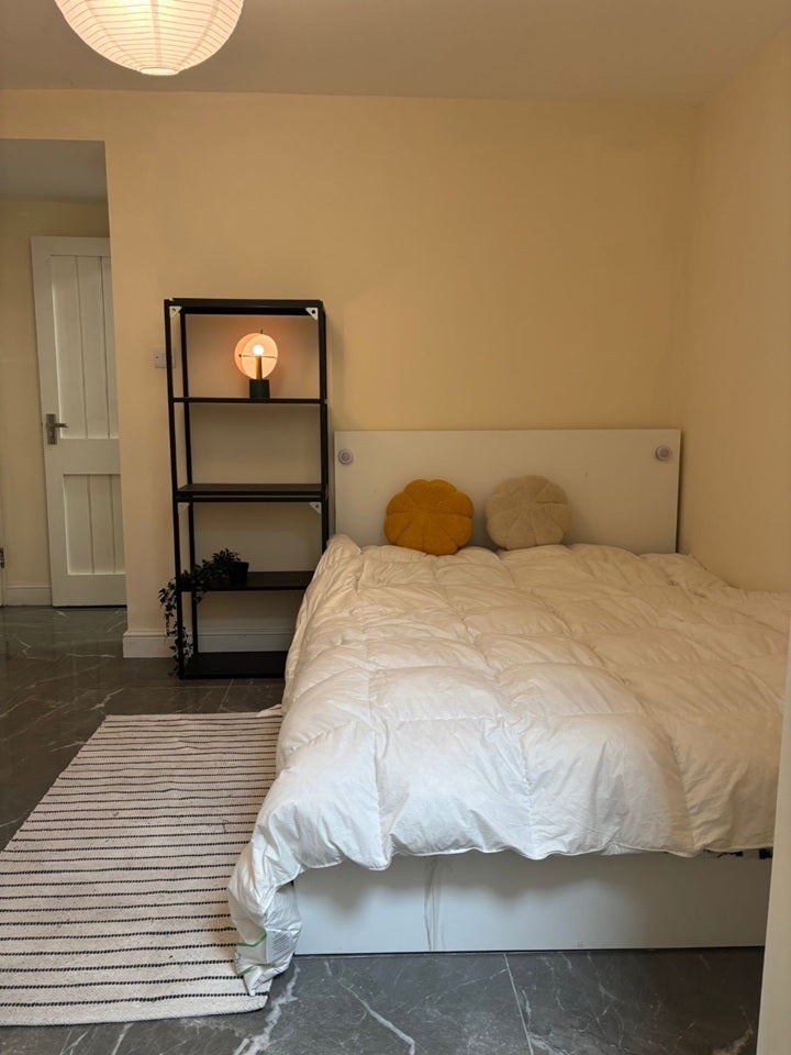 Room Cavendish Road in Greater London