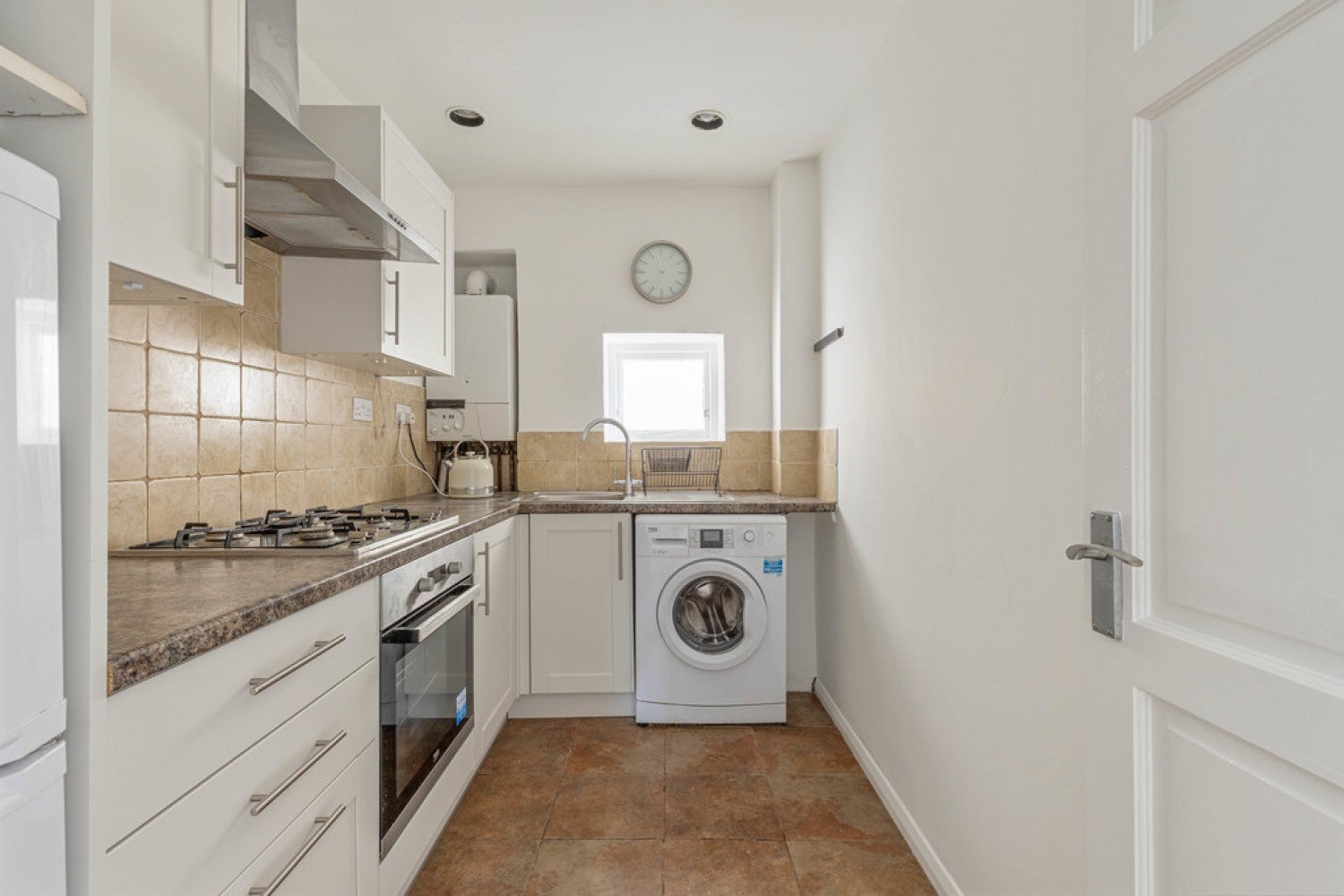 Flat Belvedere Road in Greater London