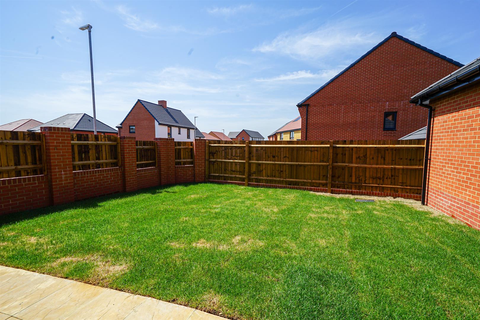 House Mendel Row in Eggington