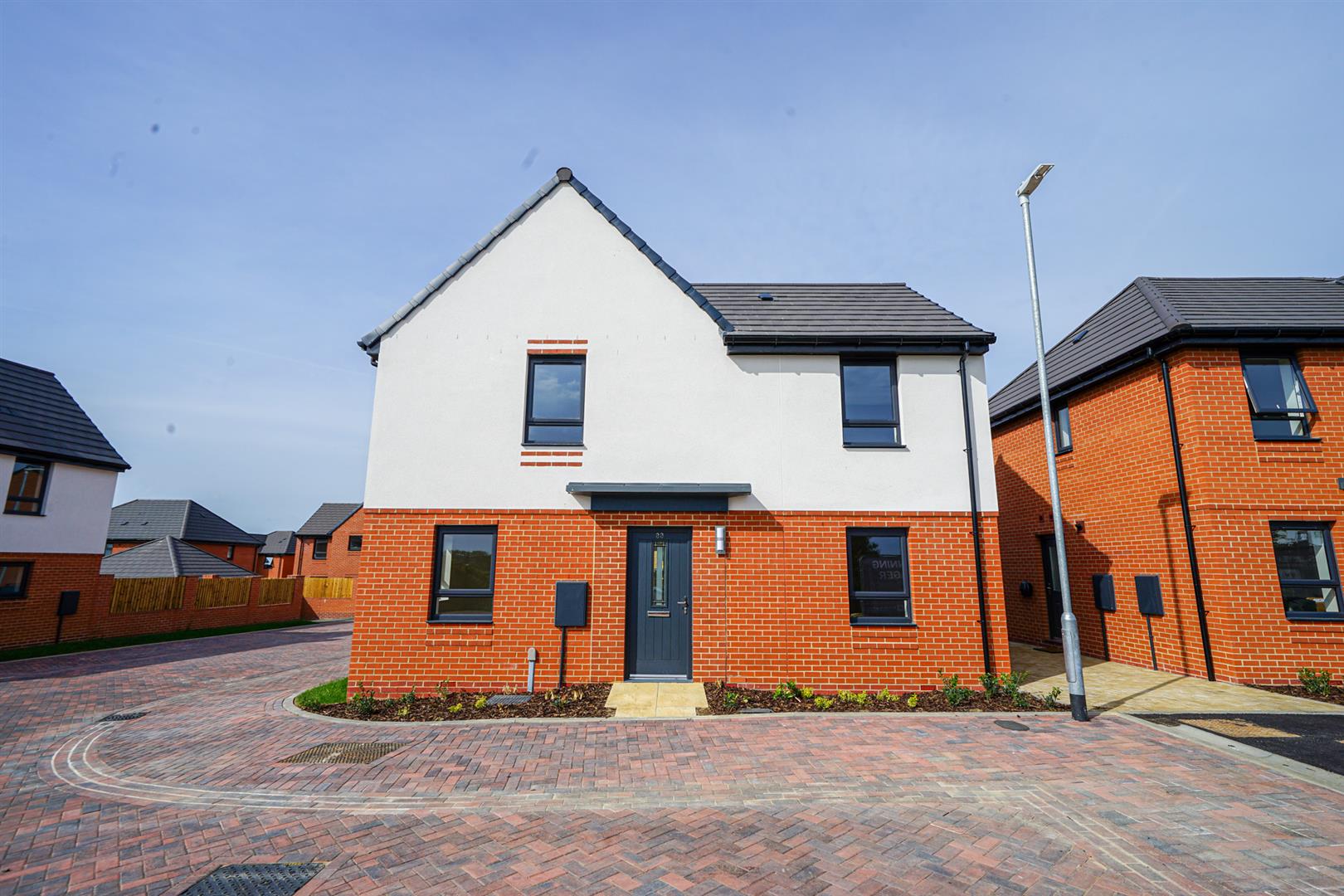 House Mendel Row in Eggington