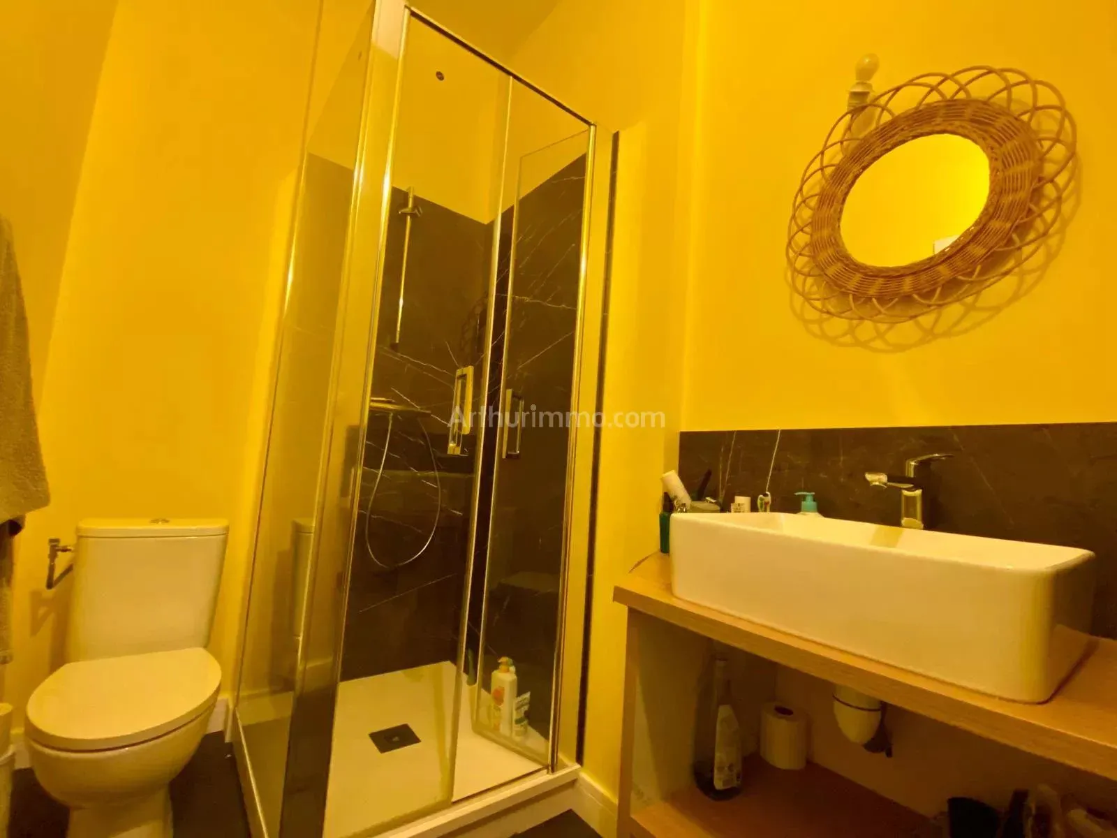 Flat 50 Rue Eugène Delacroix 56000 Vannes in Vannes