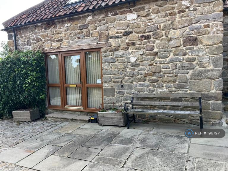 House Sandhill Bridge in Commondale