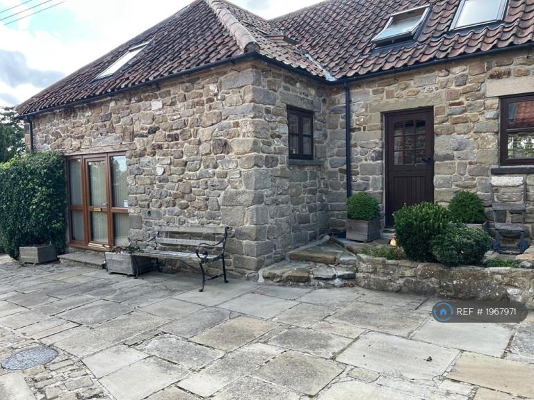 House Sandhill Bridge in Commondale