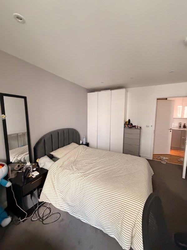 Room Prize Walk in Greater London