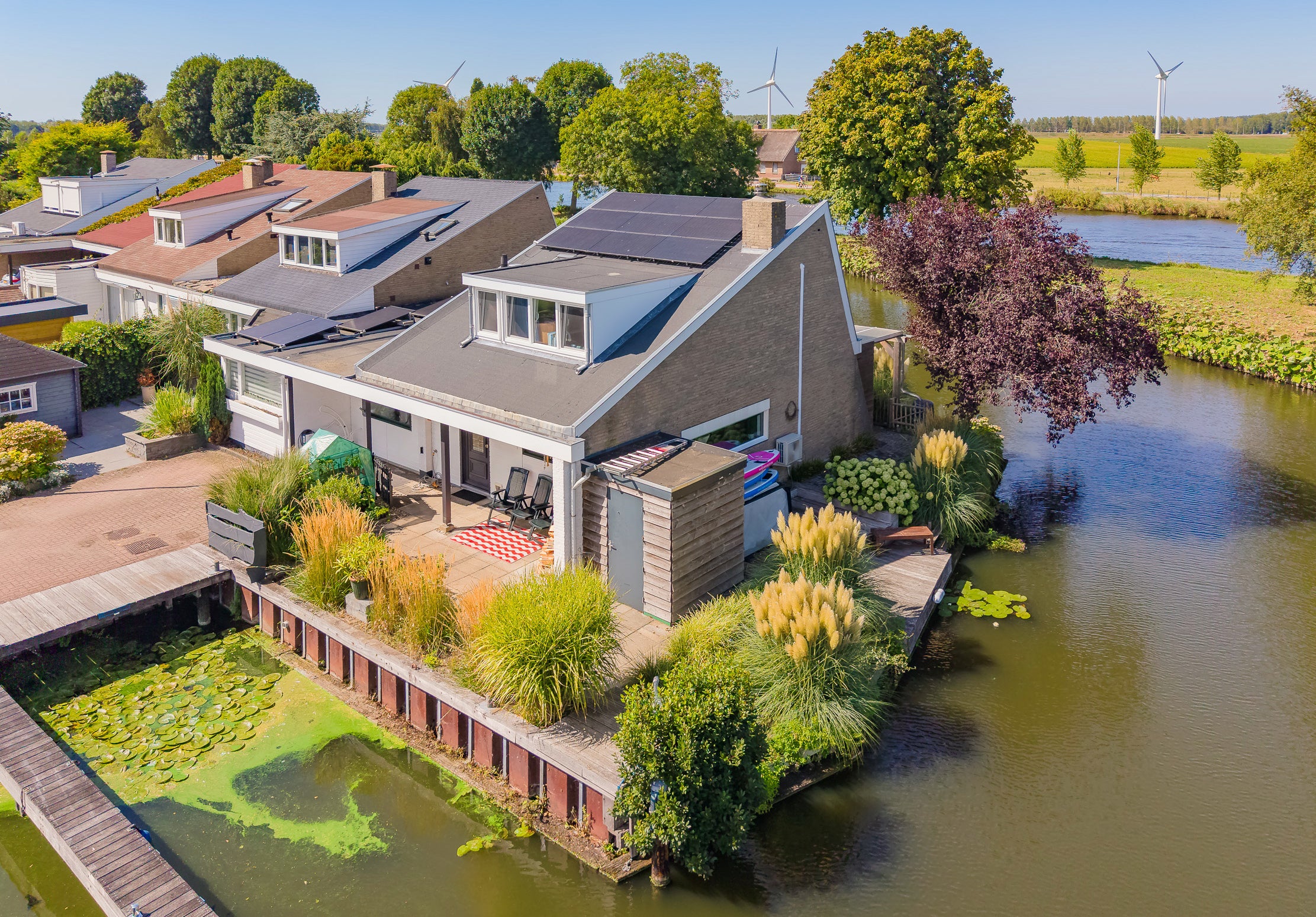 Huis Meerewijck 50 in Leimuiden