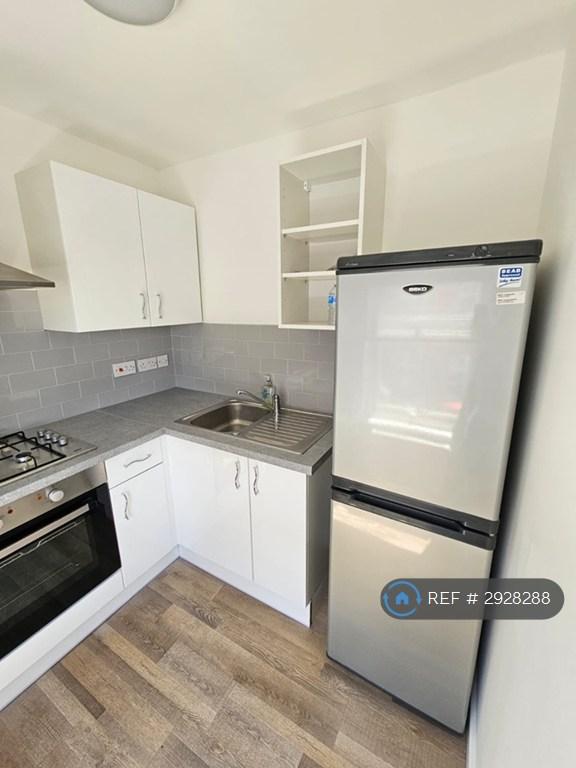 Flat Essex Road in Dartford