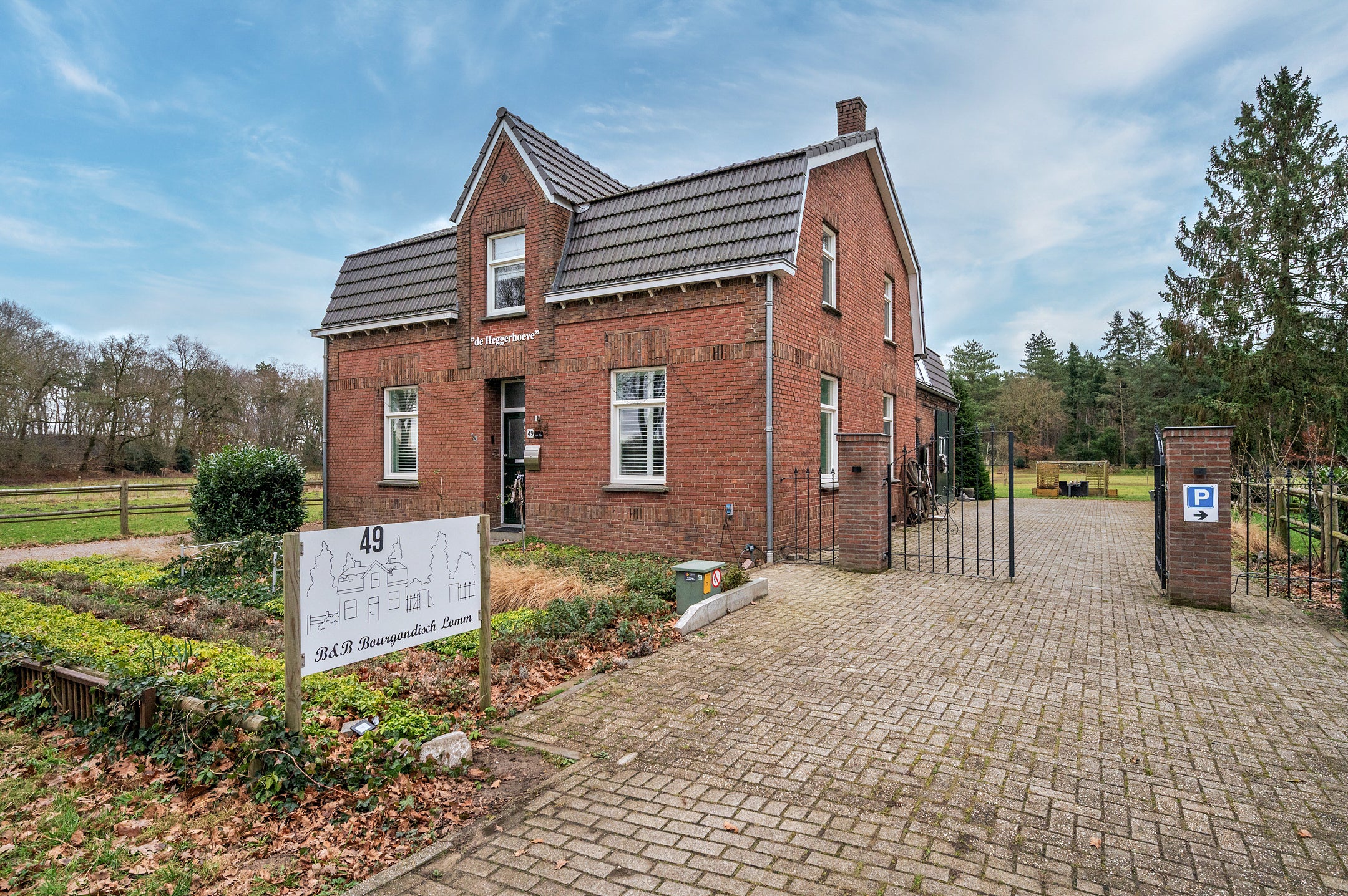 Huis Rijksstraatweg 49 in Lomm