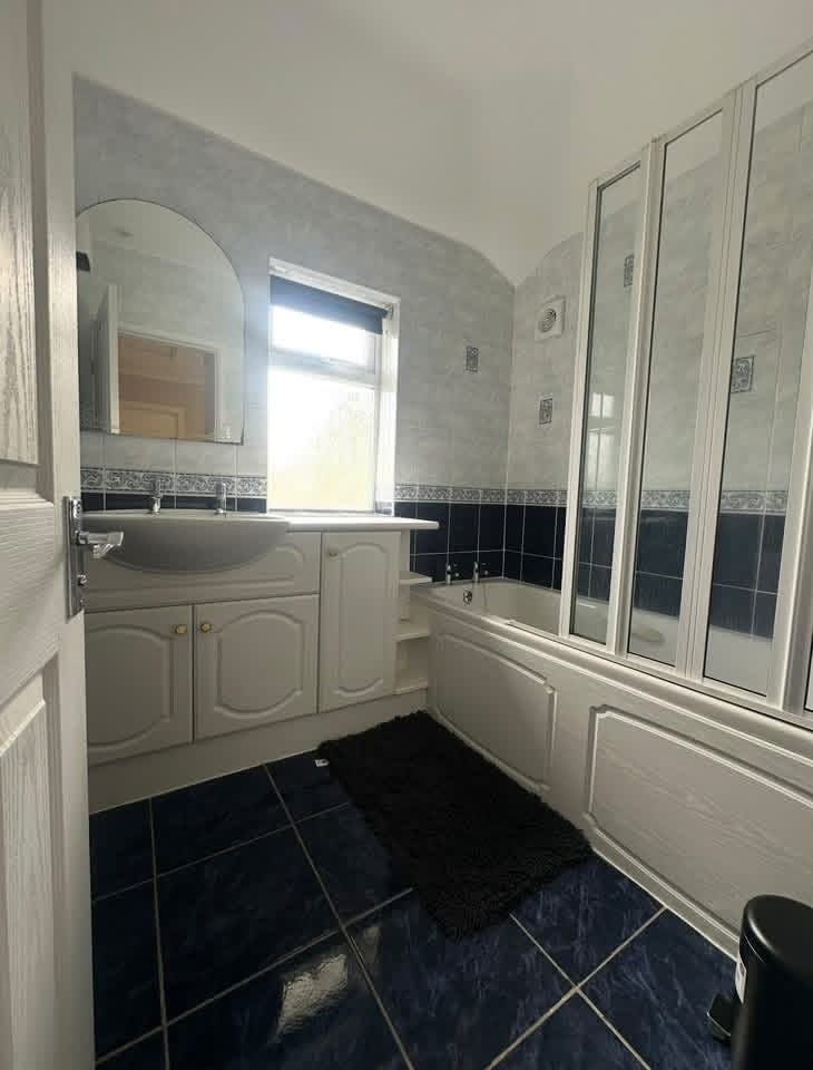 Room Station Way in Crawley