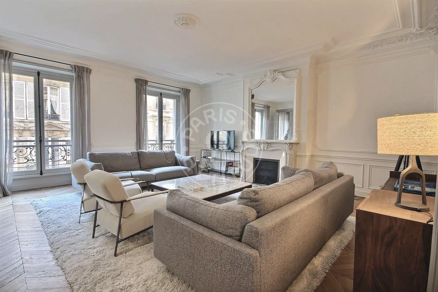 Appartement Rue Galilée à Paris