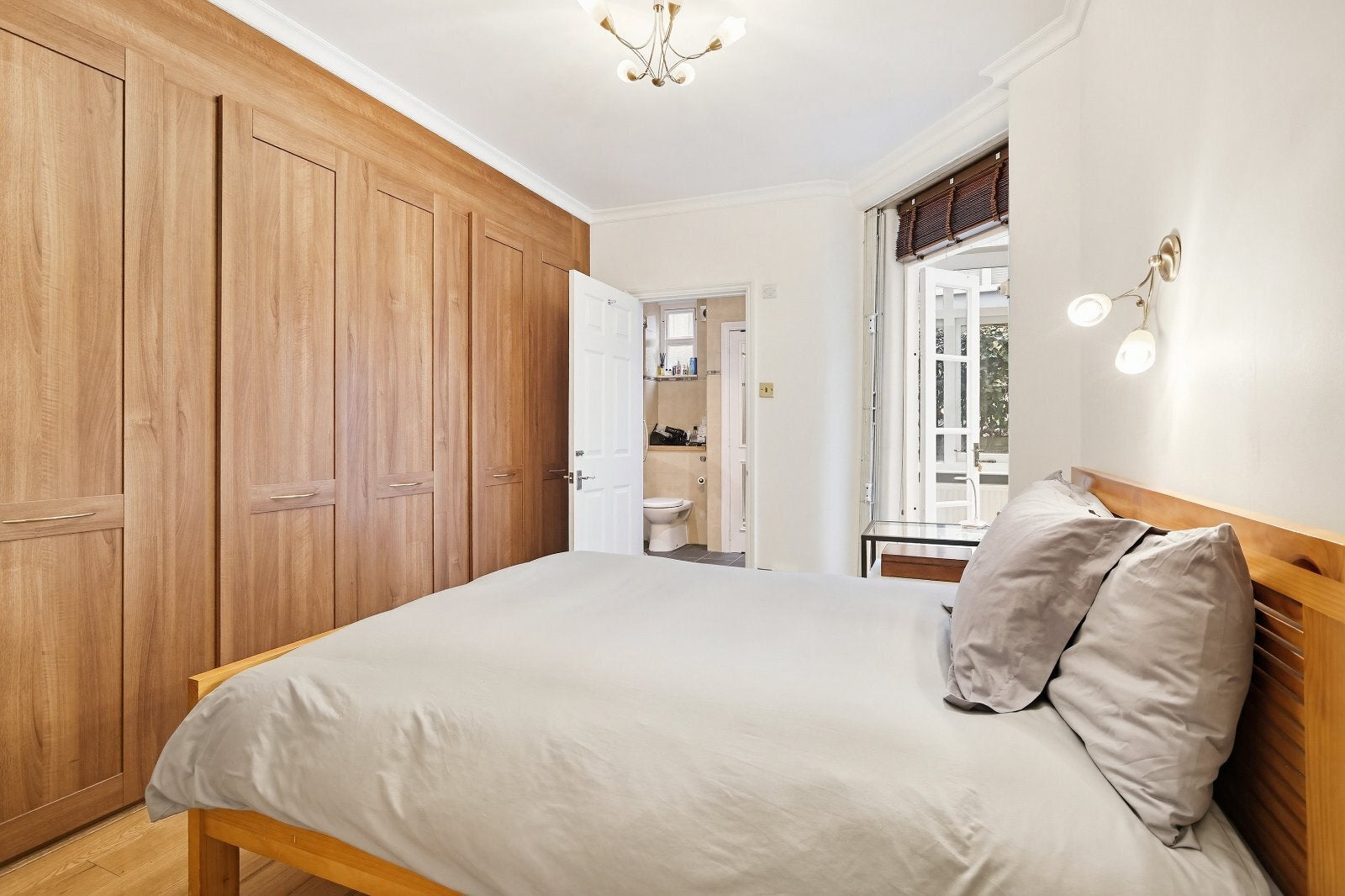 Flat Donne Place in Greater London