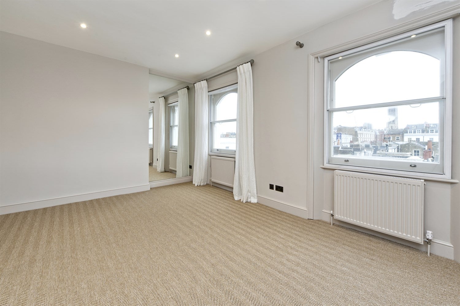 Flat Kensington Park Road in Greater London