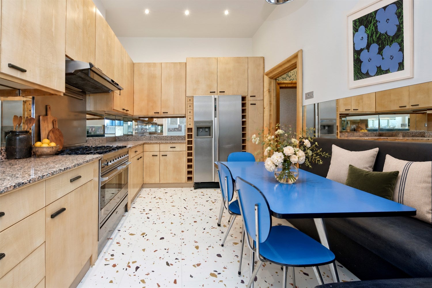 Flat Kensington Park Road in Greater London