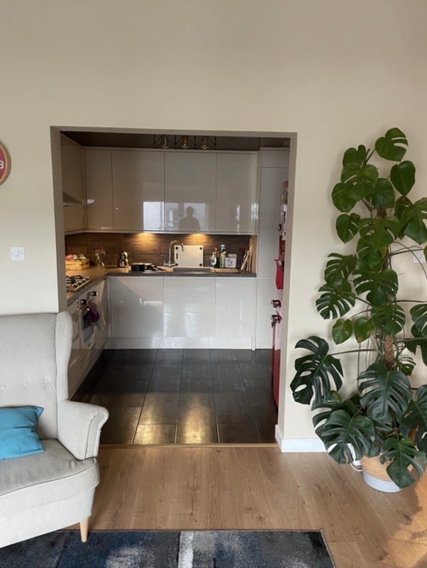 Room Salamander Court in City of Edinburgh