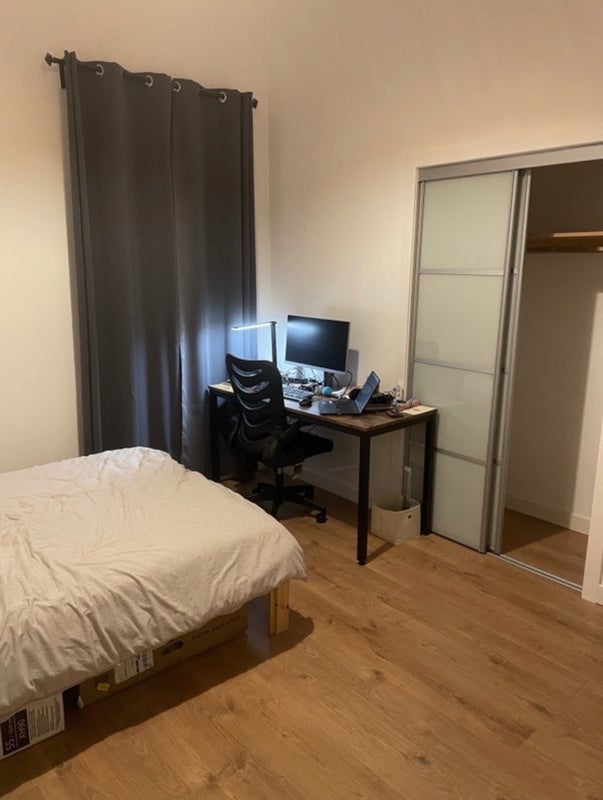 Room Salamander Court in City of Edinburgh