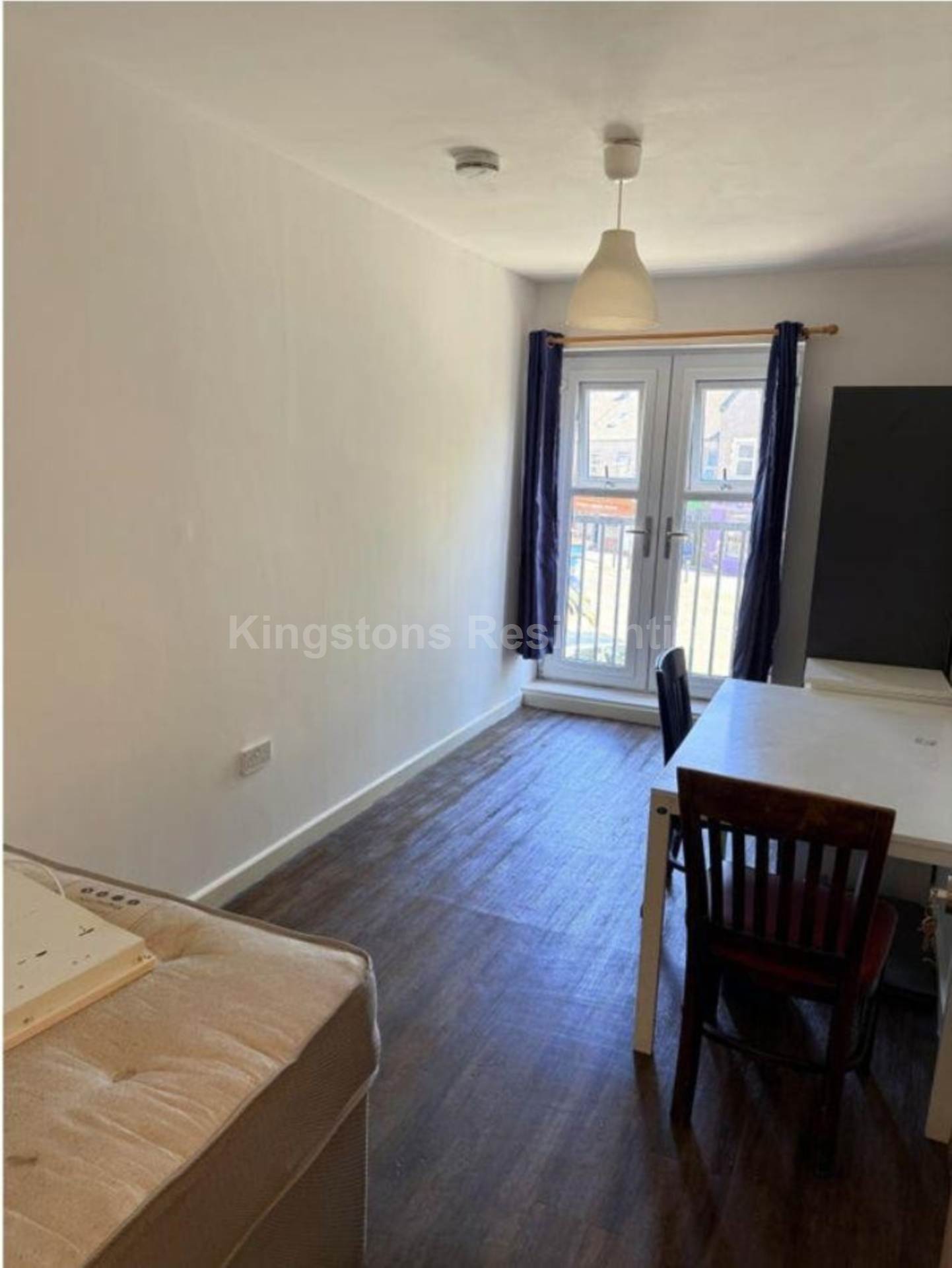 Flat Miskin Street in Cardiff