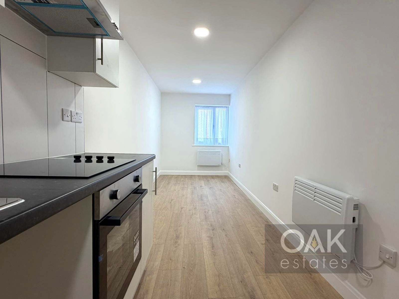 Flat Friends Avenue in Cheshunt