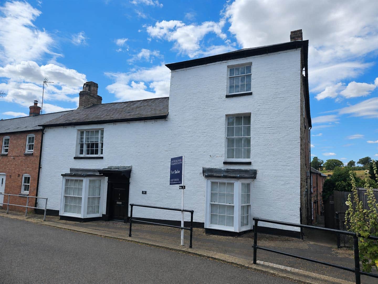 Flat High Street in Blisworth