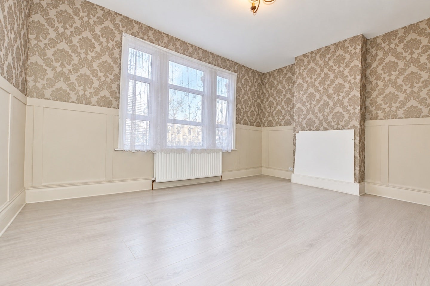 Flat Katherine Road in Greater London