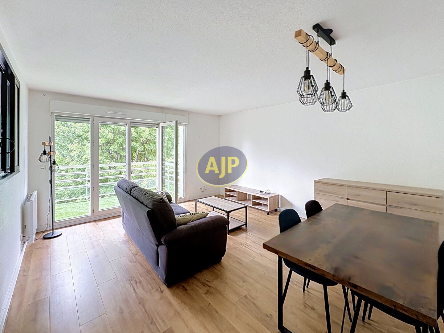 Appartement Route des Côteaux à Saint-Agne