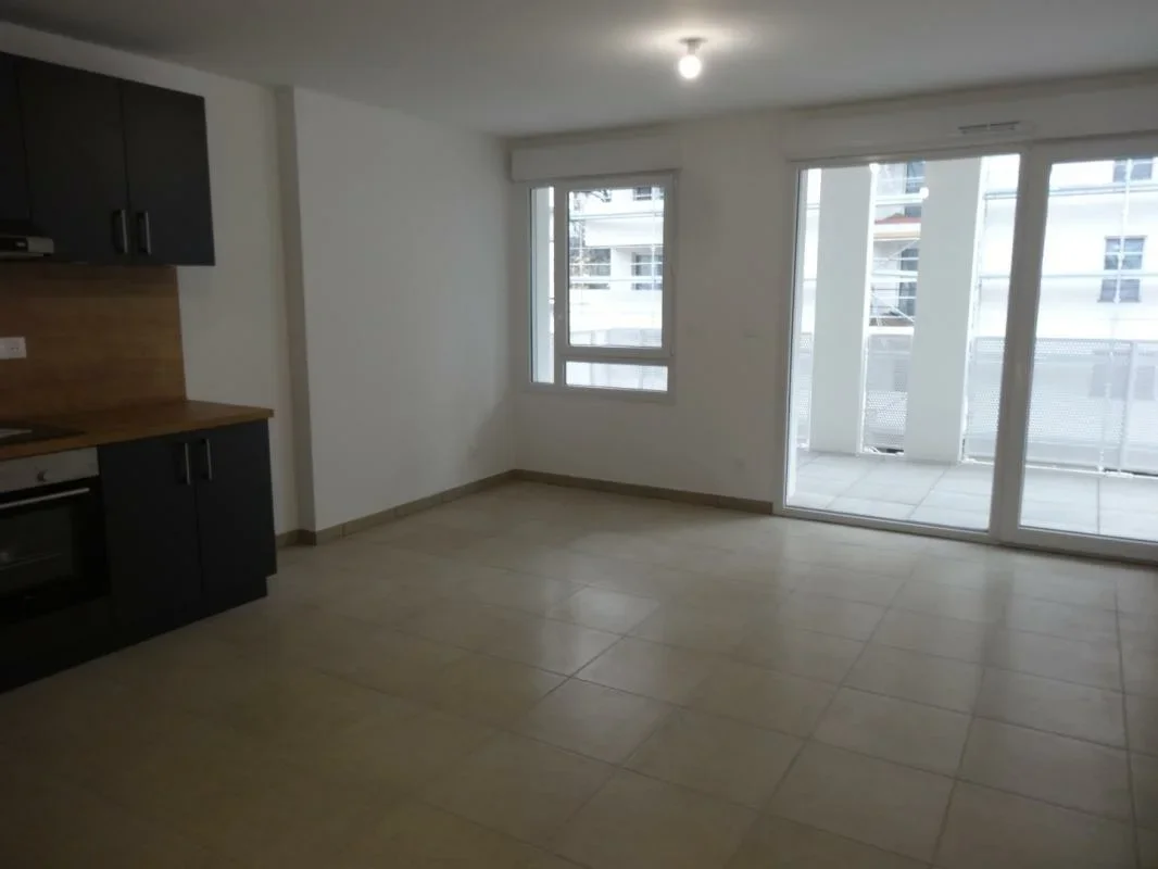 Appartement Rue Chantal Sandrin à Lyon