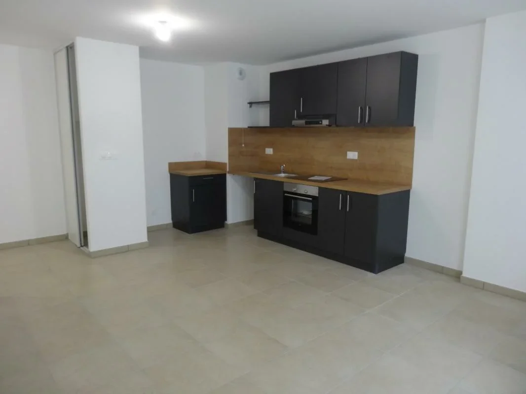 Appartement Rue Chantal Sandrin à Lyon