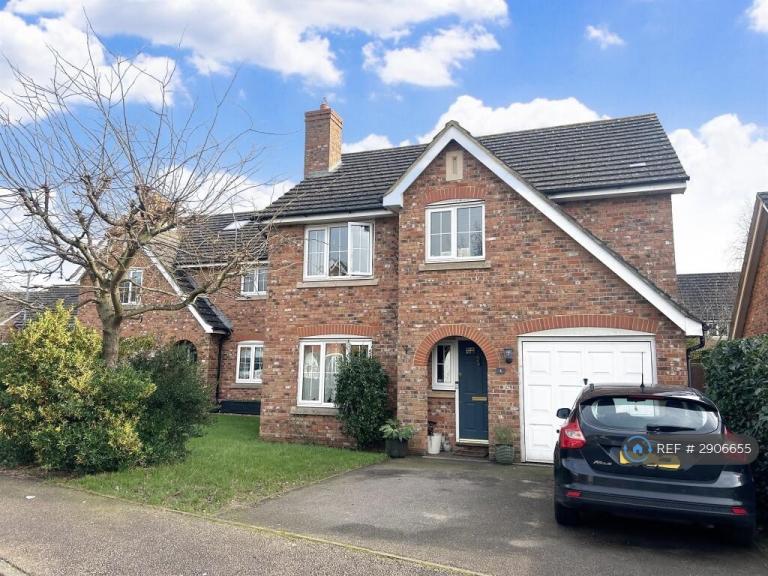 House Pavilion Close in Huntingdonshire