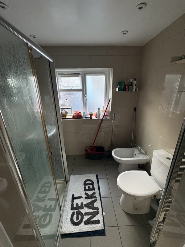 Room Blackhorse Lane in Greater London