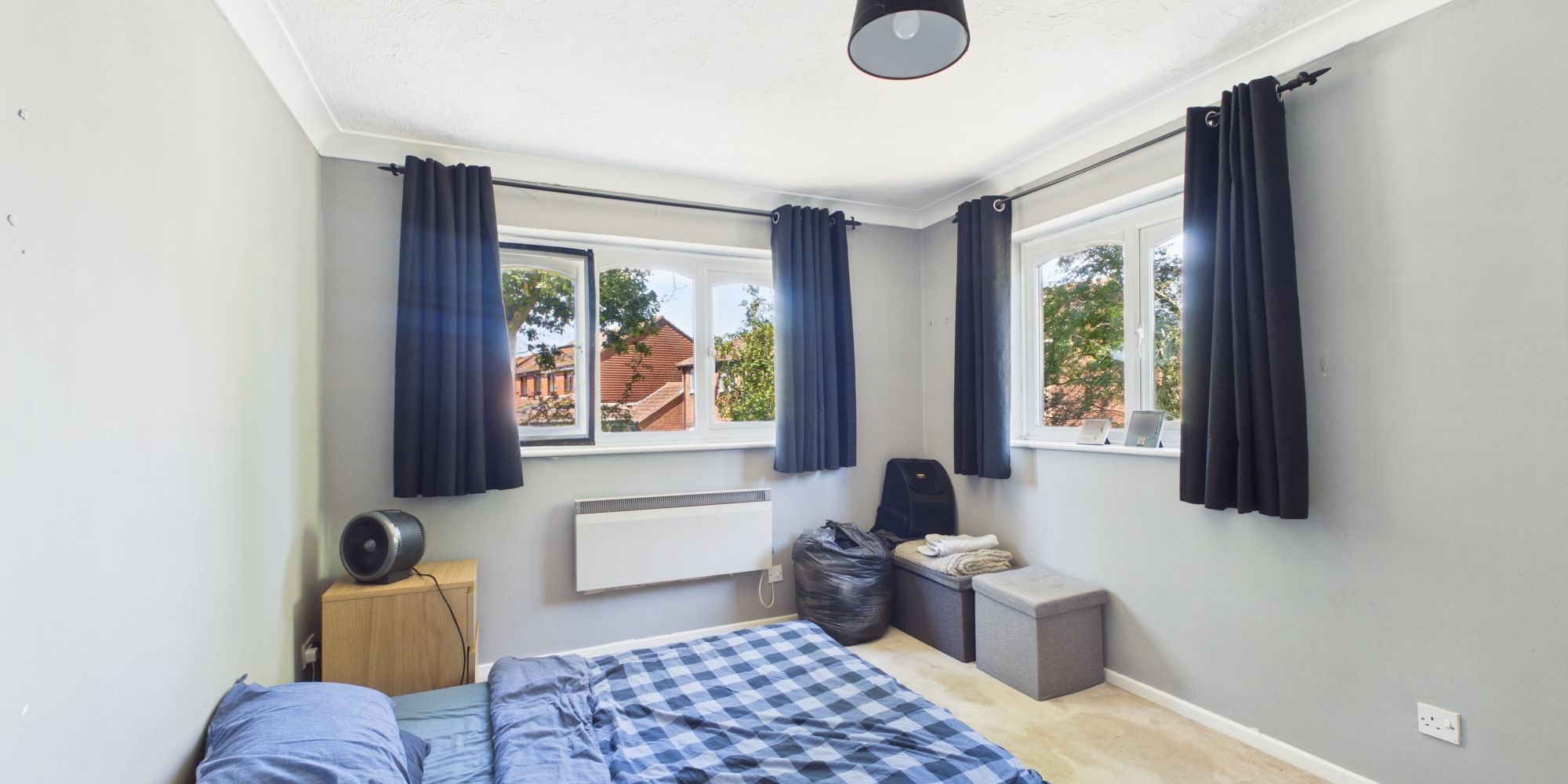 Flat Cedar Drive in Horsham