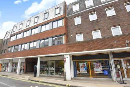 Flat Cambridge Street in Aylesbury