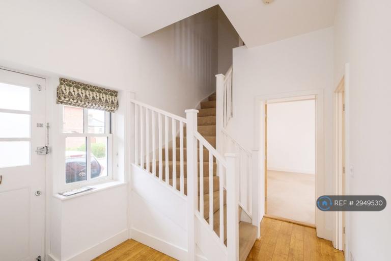 House Chelsea Way in Brentwood