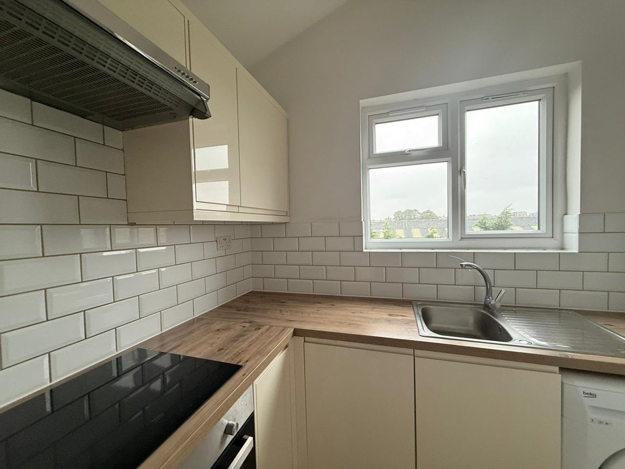 Flat Dunraven Avenue in Luton
