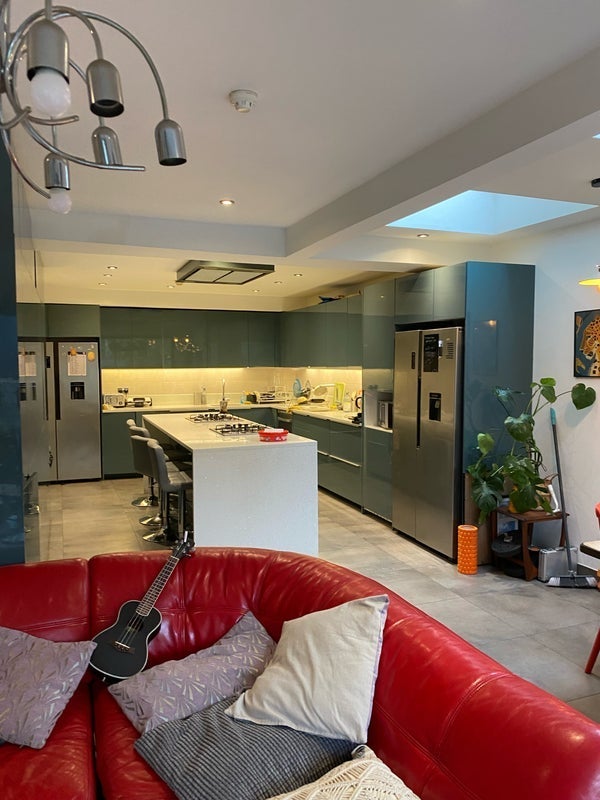 Room Lewisham Way in Greater London