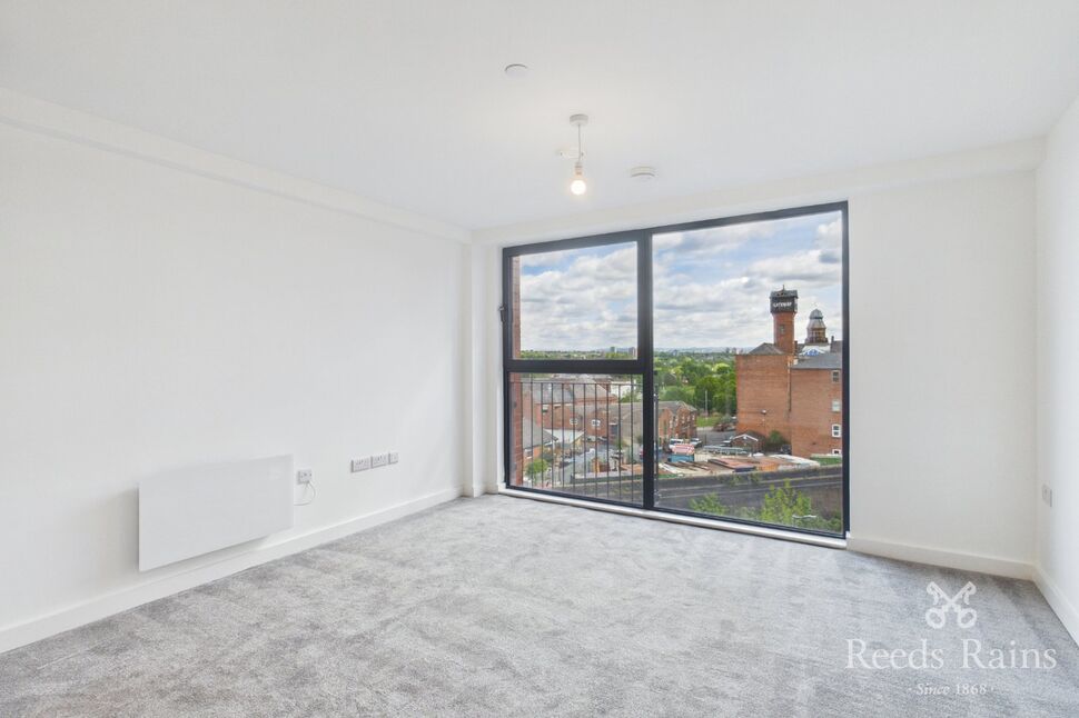 Flat Ford Lane in Salford