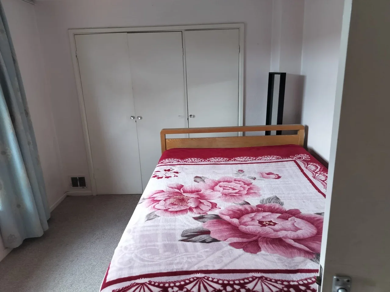 Flat Maresfield in Greater London