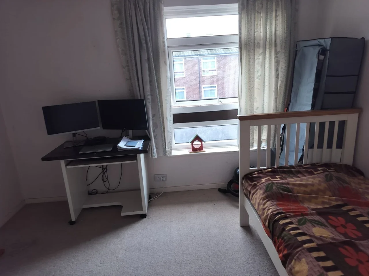 Flat Maresfield in Greater London