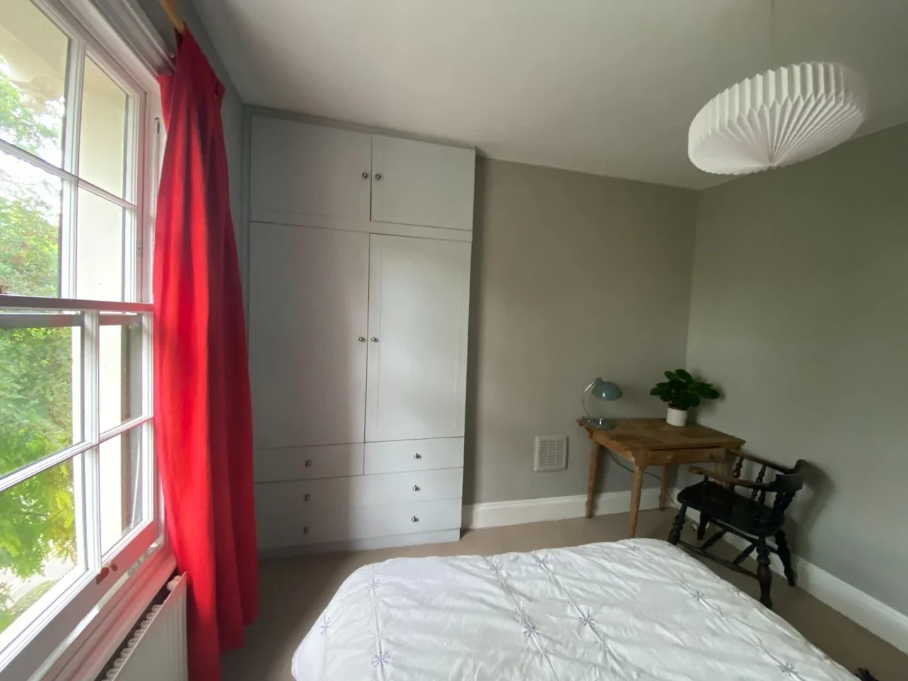 Room Clissold Road in Greater London