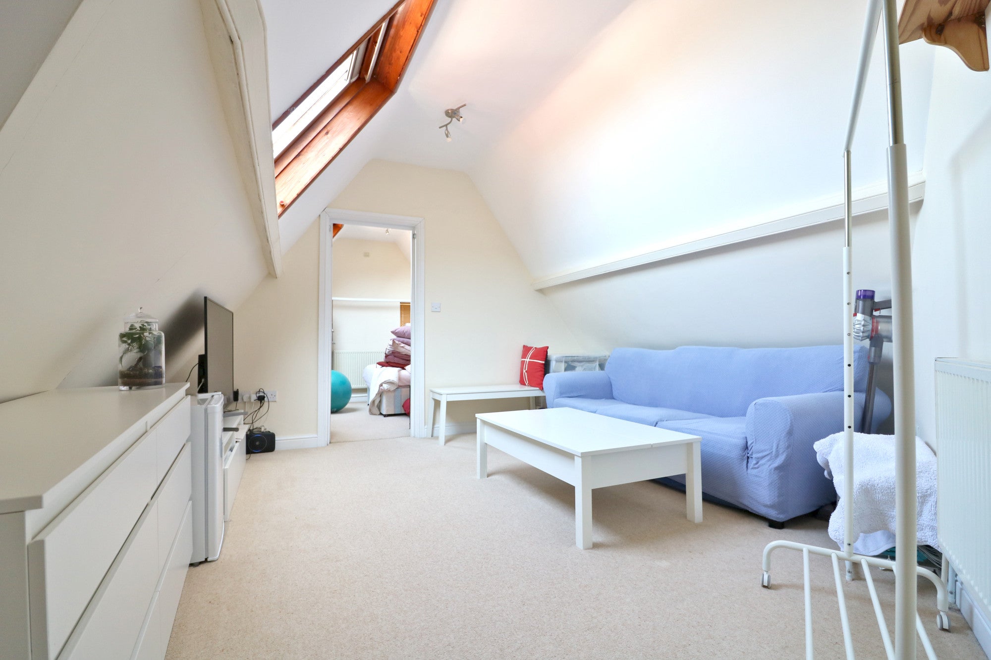Flat The Broadway in Greater London